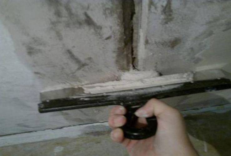 Самостоятельный ремонт панельного потолка – подробная инструкция + полезные советы как заделать швы между панелями