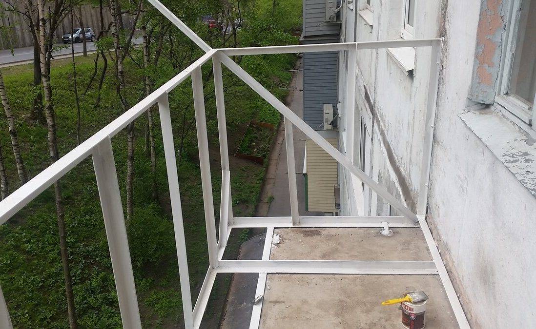 Различные способы расширения балконов