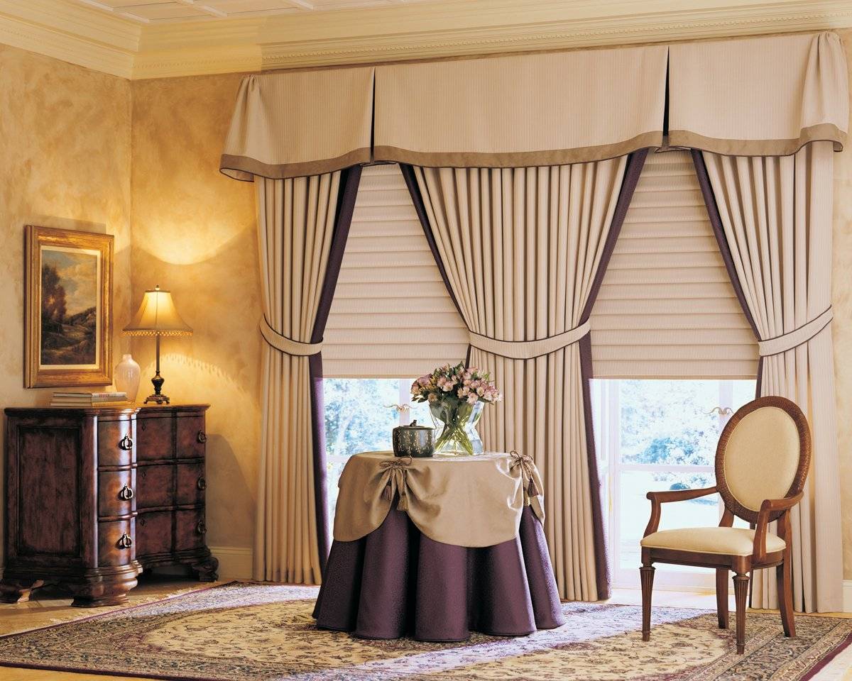 Выбираем шторы в гостиную в классическом стиле