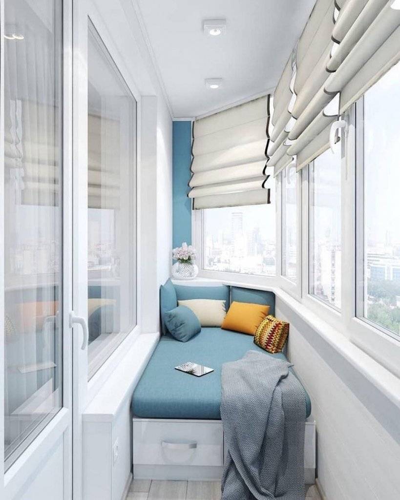 Спальня на балконе: как уместить кровать, оформление, особенности обустройства