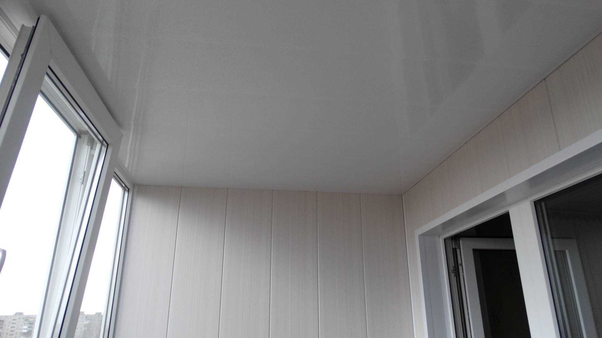 Можно ли установить натяжной потолок на балконе