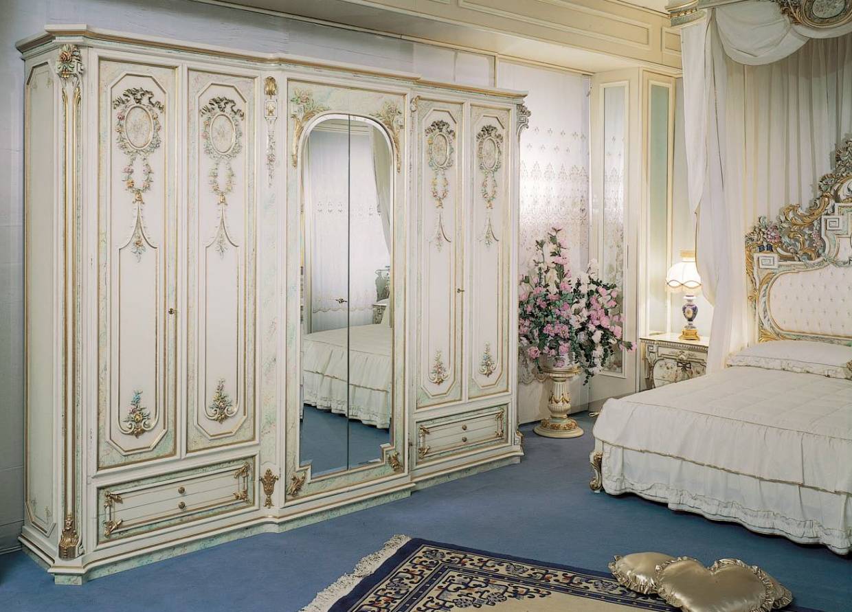 Итальянская спальня: роскошь, благородство и очарование интерьеров. фото спален в итальянском стиле мебель для спальни в итальянском стиле