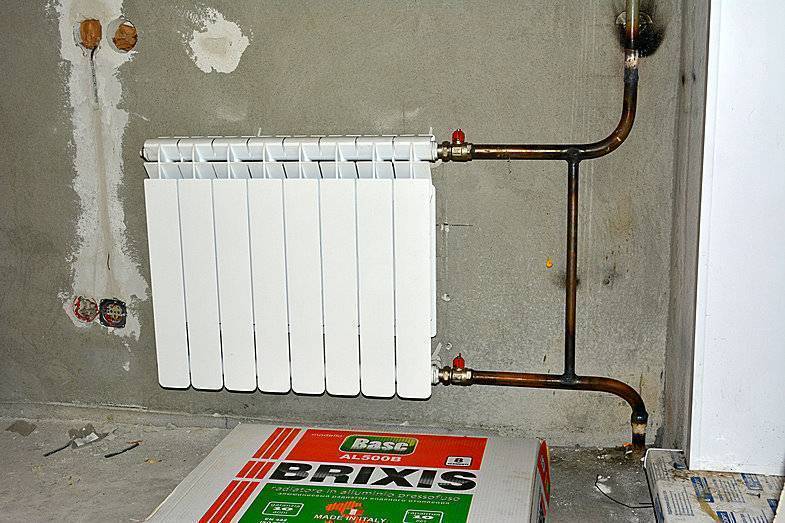 Как произвести правильную установку радиаторов отопления своими руками: простое и понятное описание