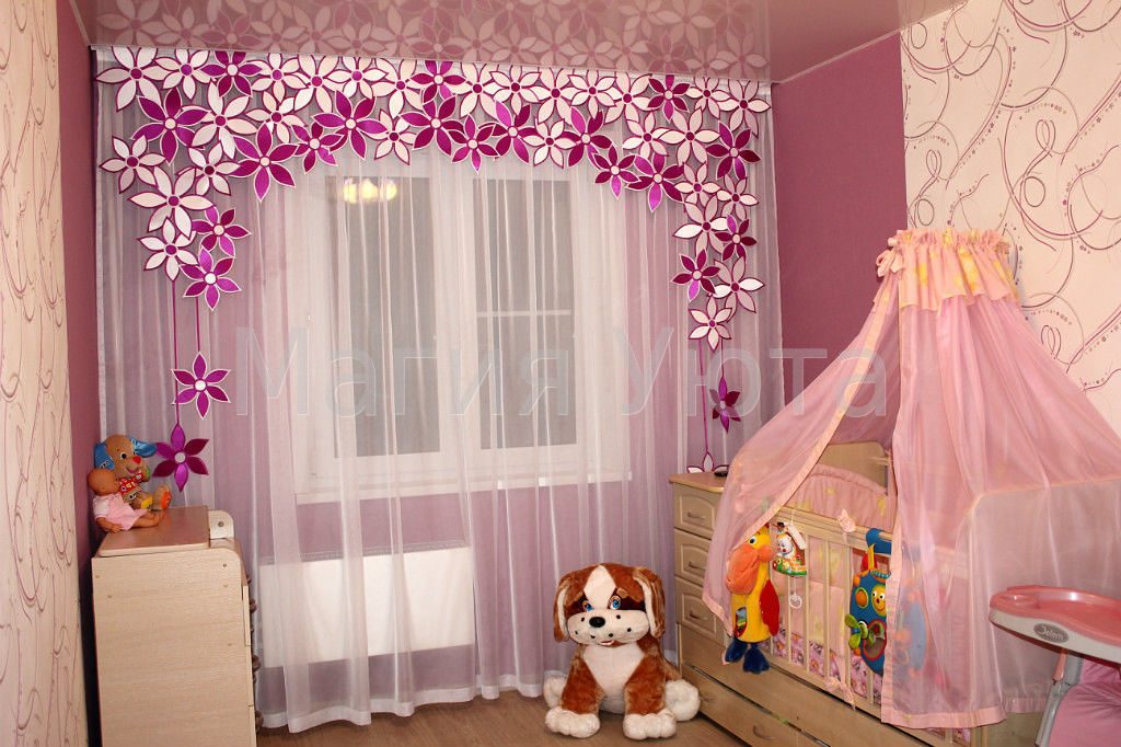 Шторы в детскую комнату для девочки: примеры стильного современного оформления