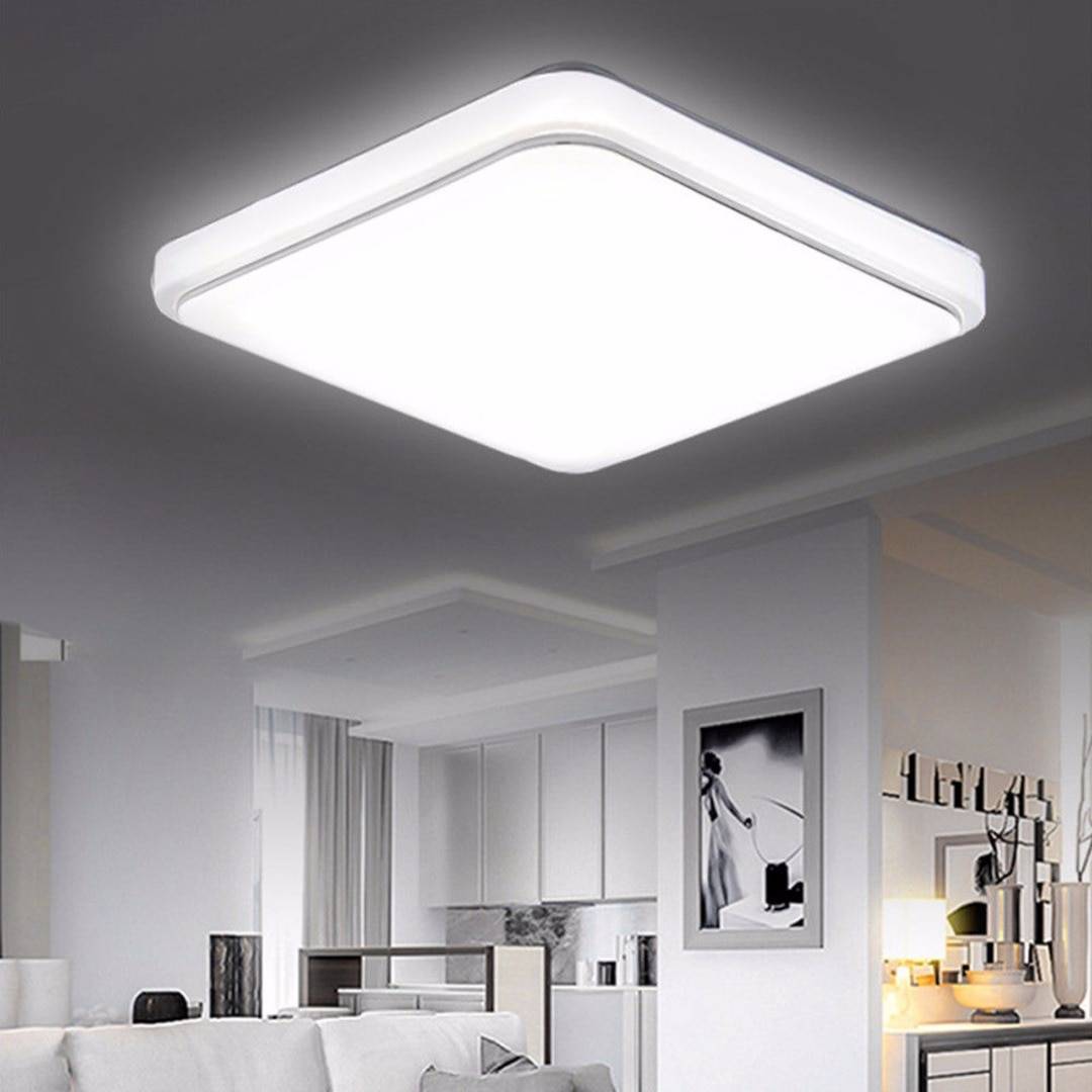 Как расположить точечные светильники на натяжном потолке в спальне с люстрой и без!
