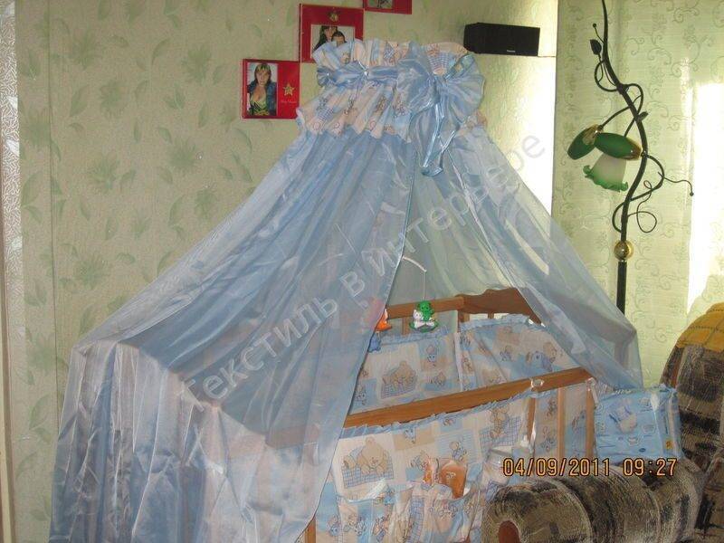 Балдахин на детскую кроватку для новорожденного - что это такое, как выглядит из плотной ткани в кровать, размеры, как крепить, для чего нужен